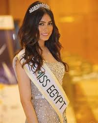 ضربة معلم مسلسل تلفزيوني مصري درامي من تأليف أحمد عبد الفتاح وإخراج إسماعيل فاروق. Ù…Ù† Ù…Ù„ÙƒØ© Ø¬Ù…Ø§Ù„ Ø§Ù„Ø¹Ø§Ù„Ù… Ù„Ù€ Ù„ÙŠÙ„Ù‰ Ø´Ø±Ø¯ÙŠ 8 Ù…Ø¹Ù„ÙˆÙ…Ø§Øª Ø¹Ù† Ù‡Ø§Ø¬Ø± Ø£Ø­Ù…Ø¯