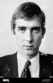 Robert Dumesnil's Instagram, Twitter & Facebook