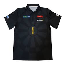 Ebenso wie seine frisuren, sind auch auch die dartpfeile und flights von peter wright sehr farbenfroh. Robert Robstar Marijanovic Darts Wm Shirt 2018 2019 Schwarz Fanshirts Sport1 Darts Shop Darts Kaufen