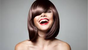 Ecco qualche taglio di capelli da copiare per apparire sempre al top. Tagli Corti Con Frangia Idee E Tendenze Dilei