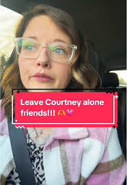 Are Courtney Howard and Laughton Still Together