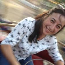 Roxy Dyer (@roxyredstar)