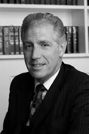 Lana Farrell's Instagram, Twitter & Facebook