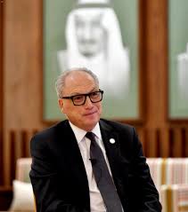 تفاصيل المرحلة الأولى لتطوير منطقة الدرعية التاريخية في السعودية. Ø±Ø¦ÙŠØ³ Ù‡ÙŠØ¦Ø© ØªØ·ÙˆÙŠØ± Ø¨ÙˆØ§Ø¨Ø© Ø§Ù„Ø¯Ø±Ø¹ÙŠØ© Ù…Ø´Ø§Ø±ÙŠØ¹ Ù„Ø¥Ù†Ø´Ø§Ø¡ Ù…Ù„Ø§Ø¹Ø¨ ØºÙˆÙ„Ù Ø¹Ø§Ù„Ù…ÙŠØ© ÙˆÙˆØ§Ø­Ø§Øª Ø®Ù„Ø§Ø¨Ø© Ø§Ù„Ù…Ø¯ÙŠÙ†Ø©