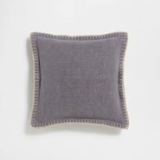 Jun 29, 2021 · tappeti, cuscini, portagioie, vasi e tanto altro: Image 1 Of The Product Grey Crochet Border Linen Cushion Cover Funda Para Cojin Zara Home Cojines