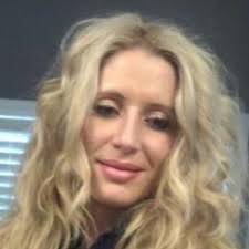 Lacey Bell's Instagram, Twitter & Facebook