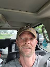 How can a recent widower have fun in Nashville?