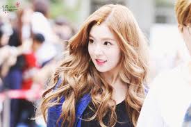 Kpop Idol Wavy Curly Hair Hairstyles Archives Kpop Korean Hair And Style