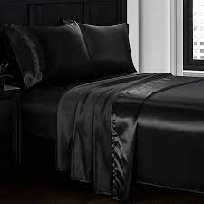Amazon Com Homiest 4pcs Satin Sheets Set Luxury Silky Satin Bedding Set With Deep Pocket 1 Fitted Sheet 1 Flat Sheet 2 Pillowcases Full Size Black Home Kitchen