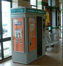 C'est la rentrée besoin d'une photo pour votre carte de transpo.rt, scolaire ou pour votre inscription dans votre club de sport préféré? Fichier Photomaton Jpg Wikipedia