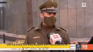 En la balacera que fue en providencia el dia 13 de diciembre del 2011, me toco grabar cuando una camioneta de la pei golpea a un agente que estaba. Hombre Queda Grave Tras Balacera En Providencia Youtube