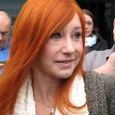 Video Tori Amos Performs Lesbian Anthem At Moscow Gig List of all tori amos tour dates, concerts tori amos. tori amos performs lesbian anthem at