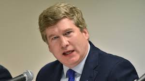 In ATL race for mayor, Peter Aman challenges Mary Norwood's grip