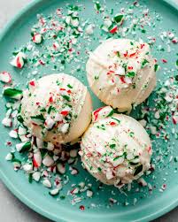 Tiktok Hot Chocolate Bombs I Am A Food Blog Recipe In 2020 Chocolate Bomb Hot Chocolate Hot Chocolate Coffee