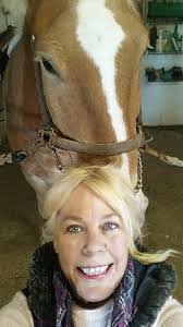 Kristin Osborne's Instagram, Twitter & Facebook