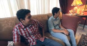 .الكبير عادل إمام، فى تأجيل التصوير أسبوعًا كاملاً، حيث كان مقررًا انطلاقه يوم 25 ديسمبر الماضى، لكن أجله المخرج رامى إمام للأسبوع المقبل، ويضع حاليًا مهندس ديكور المسلسل اللمسات الأخيرة على ديكور منزل الزعيم عادل إمام والمكتبة التى يعمل بها ضمن أحداث حلقات. Ø´Ø§Ù‡Ø¯ Ø§Ù„ØµÙˆØ± Ø£ÙˆÙ„ Ø¸Ù‡ÙˆØ± Ù„Ù€ Ø£Ø­ÙØ§Ø¯ Ø¹Ø§Ø¯Ù„ Ø¥Ù…Ø§Ù…