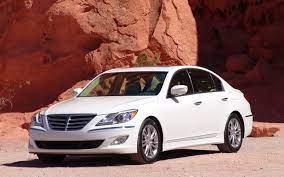 Hid/xenon bulbs are brighter and last much longer than halogen bulbs, but they too eventually. 2012 Hyundai Genesis Not The Flavour Of The Month The Car Guide
