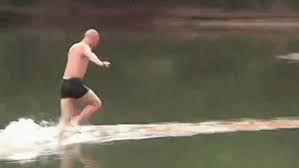 Shaolin Monk Runs On Water For Almost 400 Feet Shaolin Monks Shaolin Best Funny Pictures