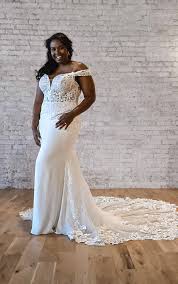 Wedding dresses for size 18 for your. 31 Plus Size Samples Available Samples Sizes 18 Ideas In 2021 Wedding Dresses Bridal Gowns Wedding Gowns