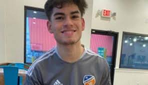 Joya del fútbol hondureño podría jugar en la Selecta