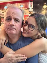 🤪🤪🤪 #daddyanddaugther #kayladavies #fblifestyle #fyp Gary Davies Stella  Davies