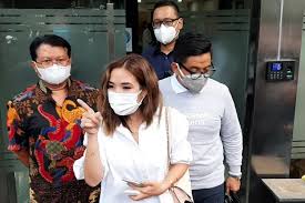 Maka tidak mengherankan diusianya yang belia ia sering ikut perlombaan bernyanyi dan sering menggondol juara dari perlombaan yang diikutinya. Gisel Anastasia Kembali Diperiksa Polisi Terkait Kasus Video Syur