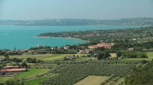 Hotels mit whirlpool manerba del garda. Manerba Gardasee