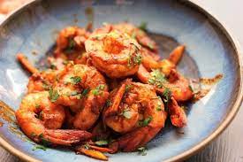 Spanish Garlic Prawns A Simple Garlic Butter Shrimp Recipe Recipe Garlic Prawns Prawn Recipes Recipes