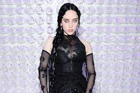 Billie Eilish Rocks Sultry Simone Rocha Look at 2023 Met Gala
