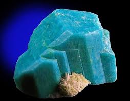 Microcline Colorado Usa In 2020 Minerals Crystals Gemstone Minerals And Gemstones Gems And Minerals