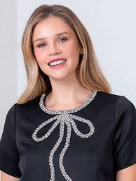 HT28314T TOP DE MANGA CORTA CON LAZO DE CRISTAL al por mayor para tu tienda 