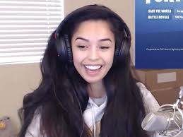 Valkyrae's gaming chair features and benefits. The Battle For Streaming Superstars Is Hotting Up As Youtube Poaches 3 Gamers From Amazon S Twitch Business Insider India
