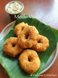 Medu Vada Uddina Vada Urad Dal Vada Recipe Hebbar S Kitchen Medu Vada Recipe Indian Food Recipes Vegetarian Recipes