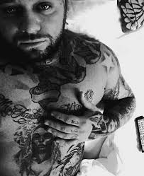 Dnes má KALI narodeniny😍 tak všetko najlepšie prajeme😍 a nezabudnite  hlasovať za kaliho v ankete OTO v kategórií zabávač a spevák 😎  https://oto.plus7dni.pluska.sk/