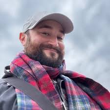 Caleb Evan Lyons (@CalebLyons)