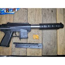 Airsoft gun umumnya sangat mirip dengan senjata api aslinya, sehingga sudah dibedakan oleh masyarakat umum. Airsoft Malaysia