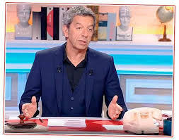 Cela devient possible grâce au soutien continu du régime cétogène. Michel Cymes Etrille Par Ses Pairs France Dimanche