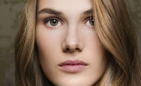 The other benefit of using this product for blow drying is the fact that it protects the hair from getting damaged and breaking which results from the heat. 12 Best Hairsprays For 2019 Hairspray Reviews