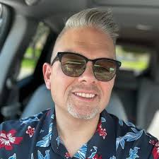 Ricky Martin and Jwan Yosef are divorcing after 6 years of marriage.