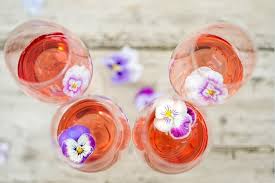 Only eat flowers you know are safe to consume and digest. Edible Flowers A Beginner S Guide The English Garden