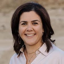 Meet Megan Mouw, Finance Chair for Dairy Challenge and Senior Sales  Representative at Elanco Animal Health! Megan began her involvement with  Dairy Challenge as an undergraduate, participating in regional and national  contests.