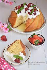 Baba Al Rum Con Panna E Fragole Ricette Che Passione Nel 2021 Dolci Ricette Dolci Ricette