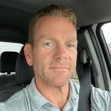 Brandon Esch's Instagram, Twitter & Facebook