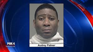 McKinney officer arrested for allegedly stabbing wife