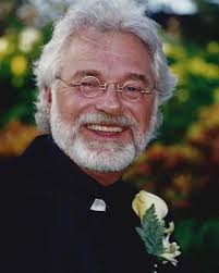 Ron Rivett, Who Built the Super 8 Hotel Chain, Dies at 83