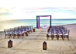 Imagine Your Wedding Day Has Finally Arrived Do You Picture Yourself Beachfront With Your Toes Wedding Venues Beach Hawaii Beach Wedding Jamaica Beach Wedding
