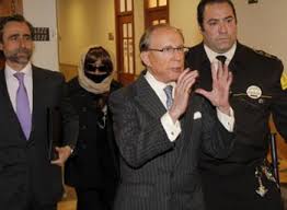 Foto de familia del primer gobierno de zapatero (20 de abril de 2004). Ruiz Mateos Suma Seis Detenciones Desde La Expropiacion De Rumasa Murciaeconomia El Periodico Economico Regional