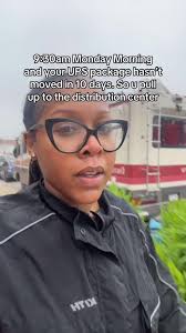 Colis Ups Bloqué A Corbeil