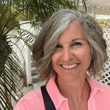 What is the term for books bridging picture books and chapter books?