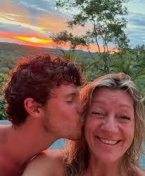 🎄🎅 Shawn VIA IG: Happy Christmas yall